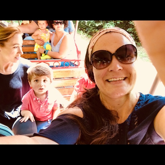 Meet your Posher, Catherine - Picture 3 of 7